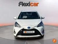Używany Toyota Yaris Hybrid Active 100 KM (73 kW) 2019 Biały