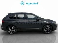 Usado VW Tiguan Life 150 CV (110 kW) 2023 Gris / plata SUV
