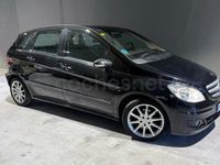 Usado Mercedes B200 136 CV (100 kW) 2006 Negro Monovolumen