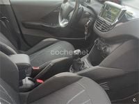 Usado Peugeot 208 Active 68 CV (50 kW) 2014 Azul Utilitario