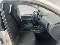 Usado Skoda Citigo-e IV Ambition 61 kW (83 CV) 2020 Blanco Utilitario