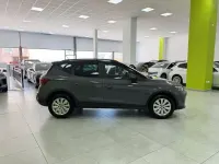 Usado Seat Arona Style 115 CV (84 kW) 2025 Gris SUV