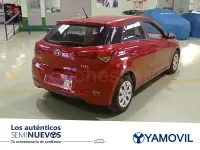 Usado Hyundai i20 84 CV (61 kW) 2018 Rojo Berlina