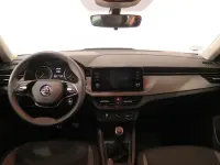 Usado Skoda Kamiq Active 110 CV (80 kW) 2023 Negro SUV