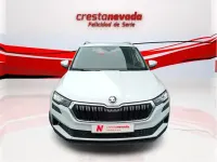 Usado Skoda Karoq Ambition 150 CV (110 kW) 2022 Blanco SUV
