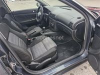 Usado VW Passat Highline 130 CV (95 kW) 2001 Gris / plata Berlina