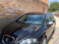 Usado Seat Leon Sport 140 CV (102 kW) 2005 Negro Utilitario