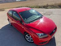 Usado Ford Focus Sport 115 CV (84 kW) 2007 Rojo Berlina