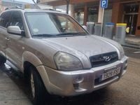Usado Hyundai Tucson Comfort 140 CV (102 kW) 2007 Gris / plata SUV