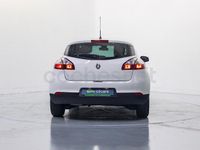 Usado Renault Mégane LIMITED 115 CV (84 kW) 2015 Blanco Berlina