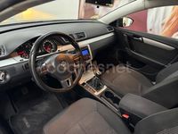 Usado VW Passat Edition 105 CV (77 kW) 2011 Gris / plata Berlina