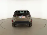 Usado Toyota Yaris Cross Style 116 CV (85 kW) 2022 Verde SUV