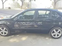 Usado Seat Leon 110 CV (80 kW) 2004 Negro Utilitario