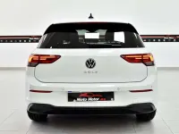 Usado VW Golf VIII Life 116 CV (85 kW) 2022 Blanco Utilitario