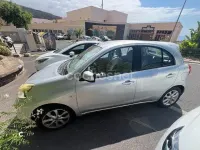 Usado Nissan Micra Tekna 98 CV (72 kW) 2015 Gris / plata Utilitario