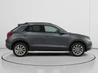 Usado VW T-Roc Life 150 CV (110 kW) 2022 Gris SUV