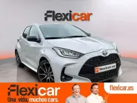 Usado Toyota Yaris Hybrid Sport 116 CV (85 kW) 2023 Blanco Utilitario