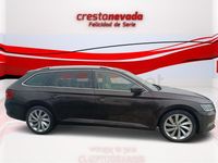 Usado Skoda Superb Style 150 CV (110 kW) 2018 Marrón Familiar
