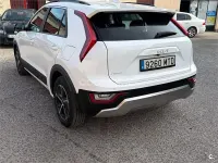 Usado Kia Niro 141 CV (103 kW) 2024 Blanco SUV