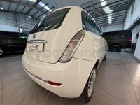 Usado Lancia Ypsilon Platinum 69 CV (50 kW) 2016 Blanco Utilitario