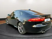 Usado Jaguar XF R-Sport 180 HP (132 kW) 2021 Preto Sedan