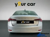 Usado Skoda Octavia Selection 150 CV (110 kW) 2023 Gris / plata Berlina