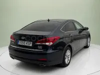 Usado Hyundai i40 141 CV (103 kW) 2018 Gris / plata Berlina