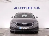 Usado Skoda Octavia Ambition 150 CV (110 kW) 2023 Gris Familiar
