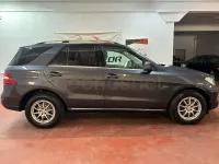 Usado Mercedes ML250 204 CV (150 kW) 2013 Gris / plata SUV