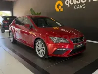 Usado Seat Leon FR 125 CV (91 kW) 2017 Granate Berlina