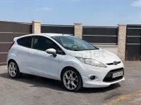 Usado Ford Fiesta Sport 90 CV (66 kW) 2009 Blanco Utilitario