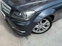 Usado Mercedes C200 136 CV (100 kW) 2013 Gris Berlina
