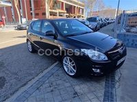 Usado Hyundai i30 Premium 140 CV (102 kW) 2010 Negro Berlina