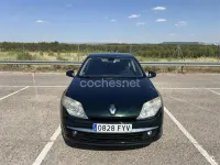 Usado Renault Laguna III Dynamique 150 CV (110 kW) 2007 Verde Berlina
