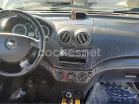 Usado Chevrolet Aveo LS 101 CV (74 kW) 2011 Gris / plata Berlina