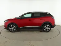 Usado Peugeot 3008 Allure 131 CV (96 kW) 2020 Rojo SUV