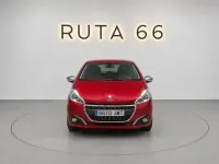 Usado Peugeot 208 Access 82 CV (60 kW) 2016 Rojo Utilitario