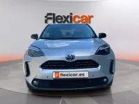 Usado Toyota Yaris Hybrid Style 116 CV (85 kW) 2023 Rosa