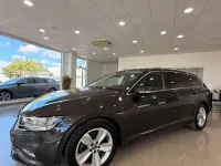 Usado VW Passat Executive 150 CV (110 kW) 2020 Gris Familiar