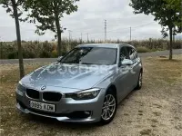 Usado BMW 318 143 CV (105 kW) 2013 Azul Familiar