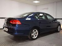 Usado VW Passat Advance 140 CV (102 kW) 2013 Azul Familiar