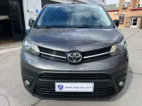 Usado Toyota Proace Advance 145 CV (106 kW) 2022 Gris Monovolumen