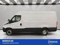 Begagnad Iveco Daily 156 HK (114 kW) 2019 Vit Sedan