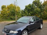 Usado Audi A4 150 CV (110 kW) 1996 Azul Berlina