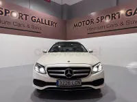Usado Mercedes E200 160 CV (117 kW) 2018 Blanco Familiar