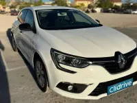 Usado Renault Mégane LIMITED 140 CV (102 kW) 2019 Blanco Utilitario