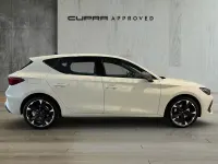Usado Cupra Leon 150 CV (110 kW) 2025 Blanco Berlina