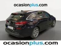 Usado Hyundai i30 110 CV (80 kW) 2018 Negro Familiar