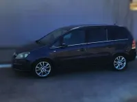 Usado Opel Zafira Cosmo 120 CV (88 kW) 2006 Azul Monovolumen