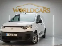 Usado Fiat Doblò 102 CV (75 kW) 2023 Blanco Monovolumen
